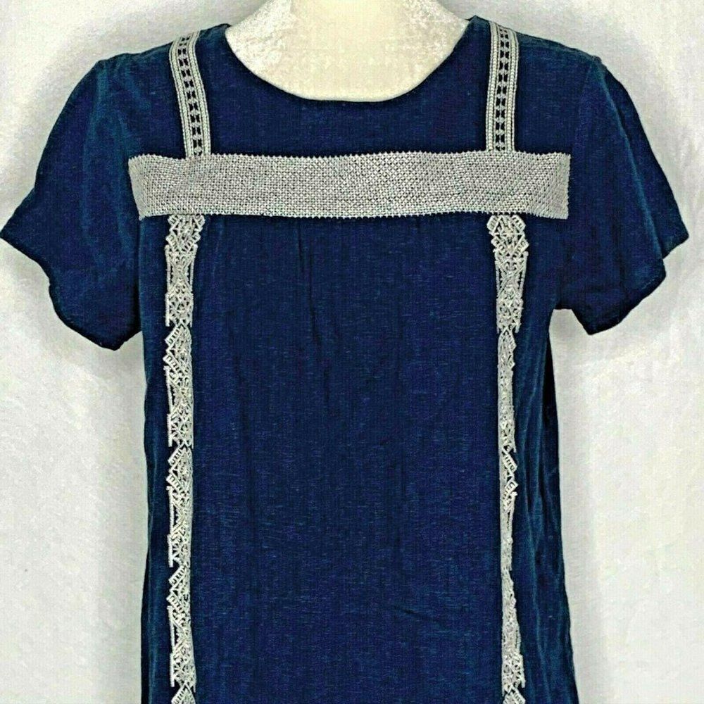 Brass Roe by CTS Shift Dress M Blue White Embroidery Button Keyhole Back